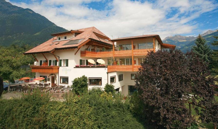 Hotel Haselried Tirolo Exteriör bild