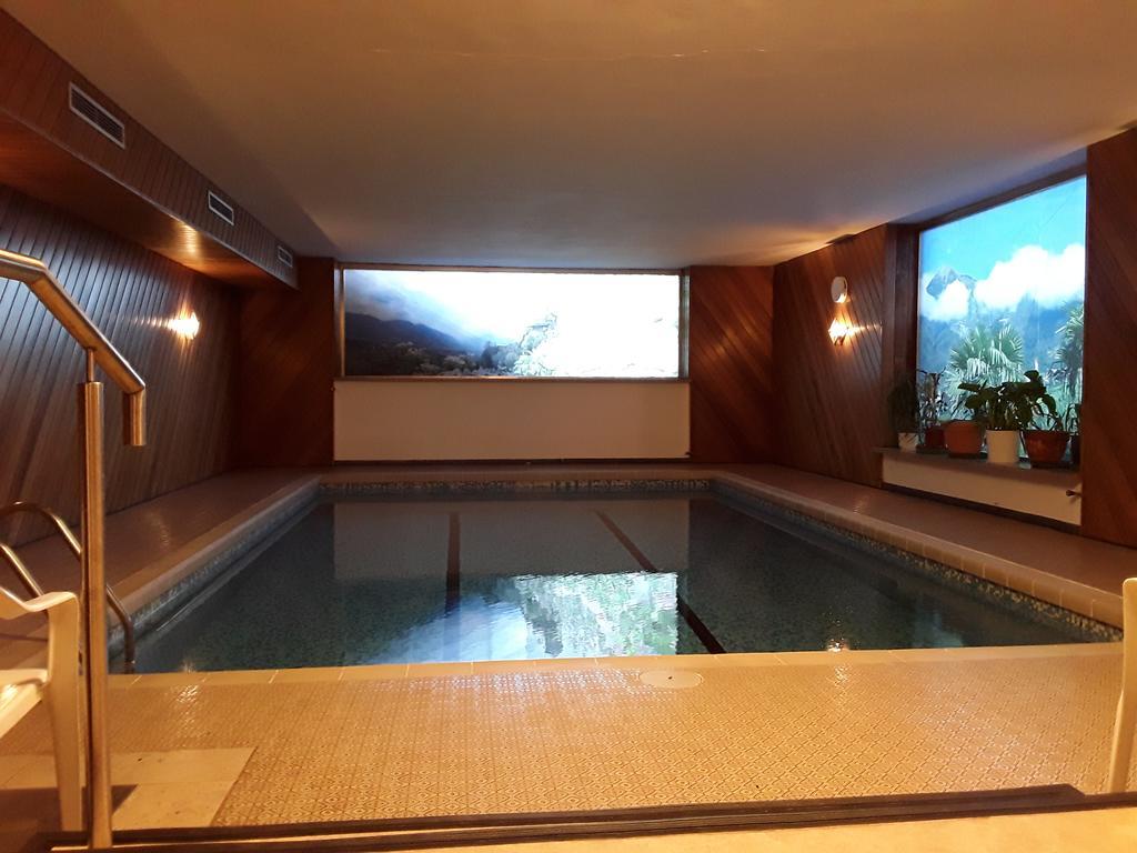 Hotel Haselried Tirolo Exteriör bild
